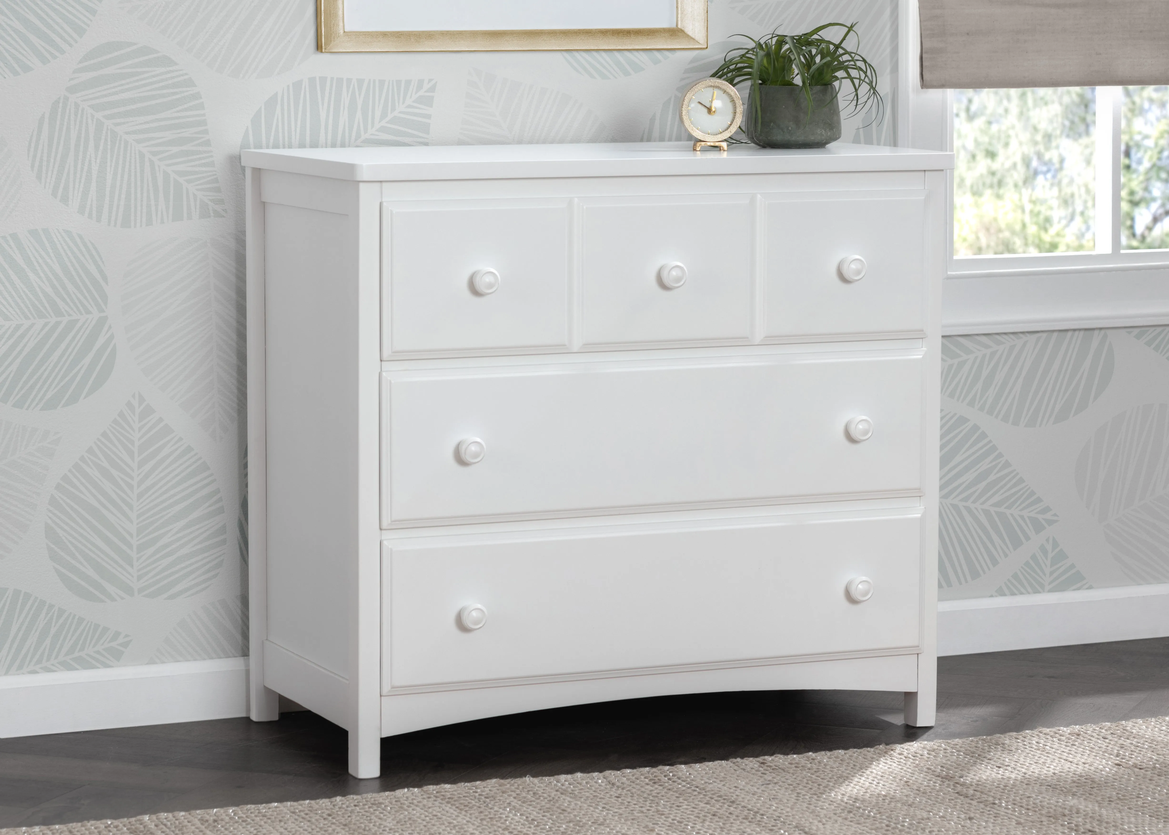 3 Drawer Dresser with Interlocking Drawers