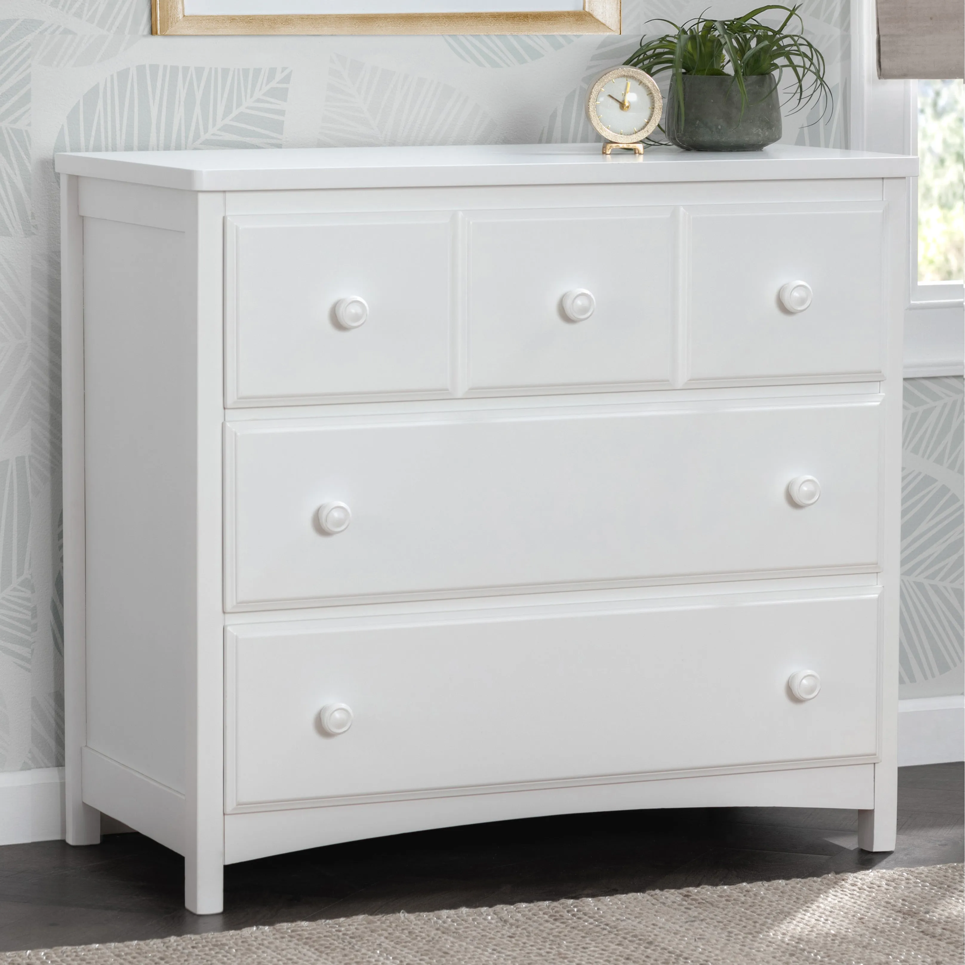 3 Drawer Dresser with Interlocking Drawers