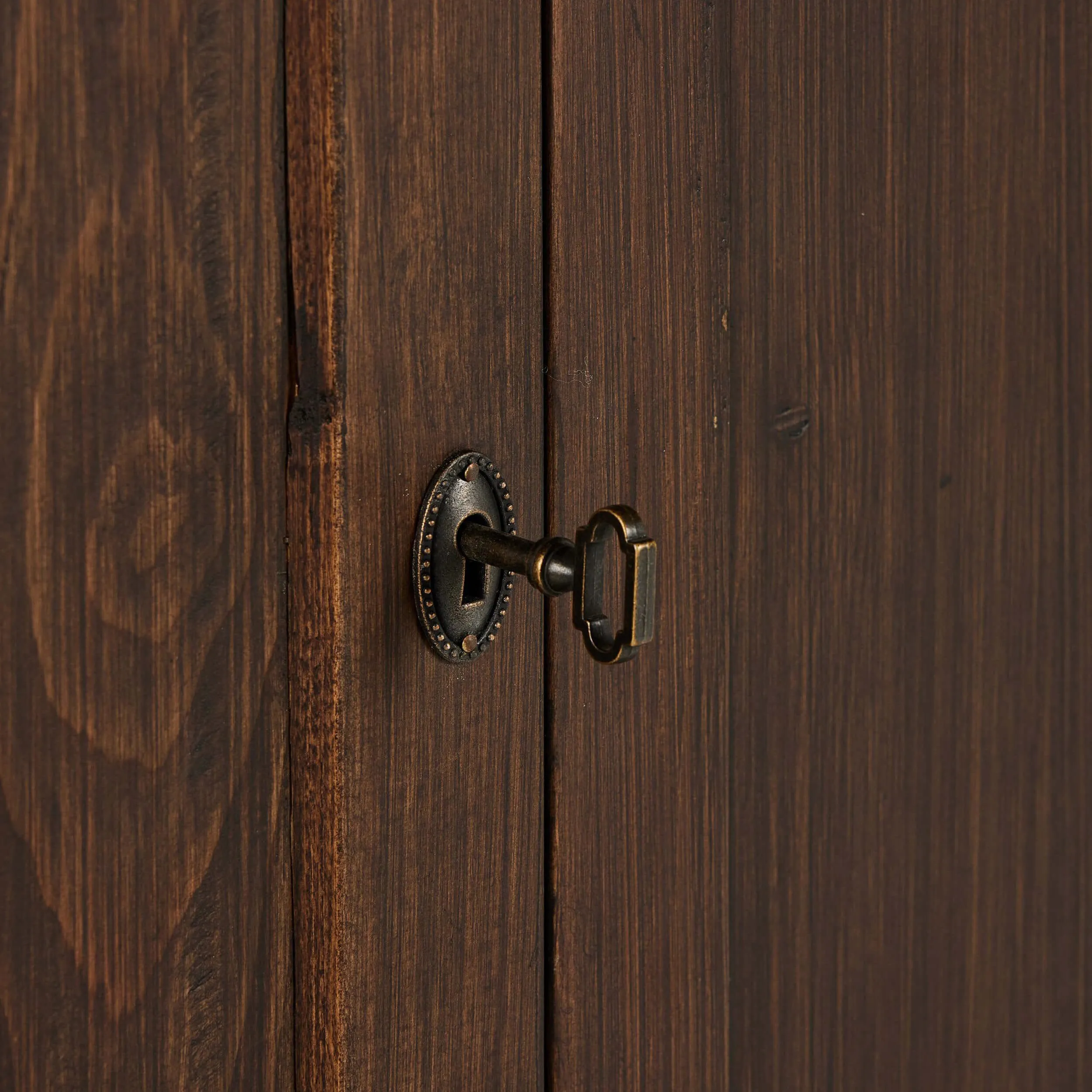 Brimley Wide Cabinet, Aged Pine