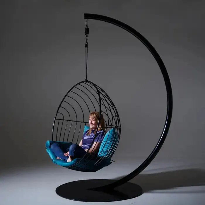 Bubble Outdoor Chair with Grey Cushions