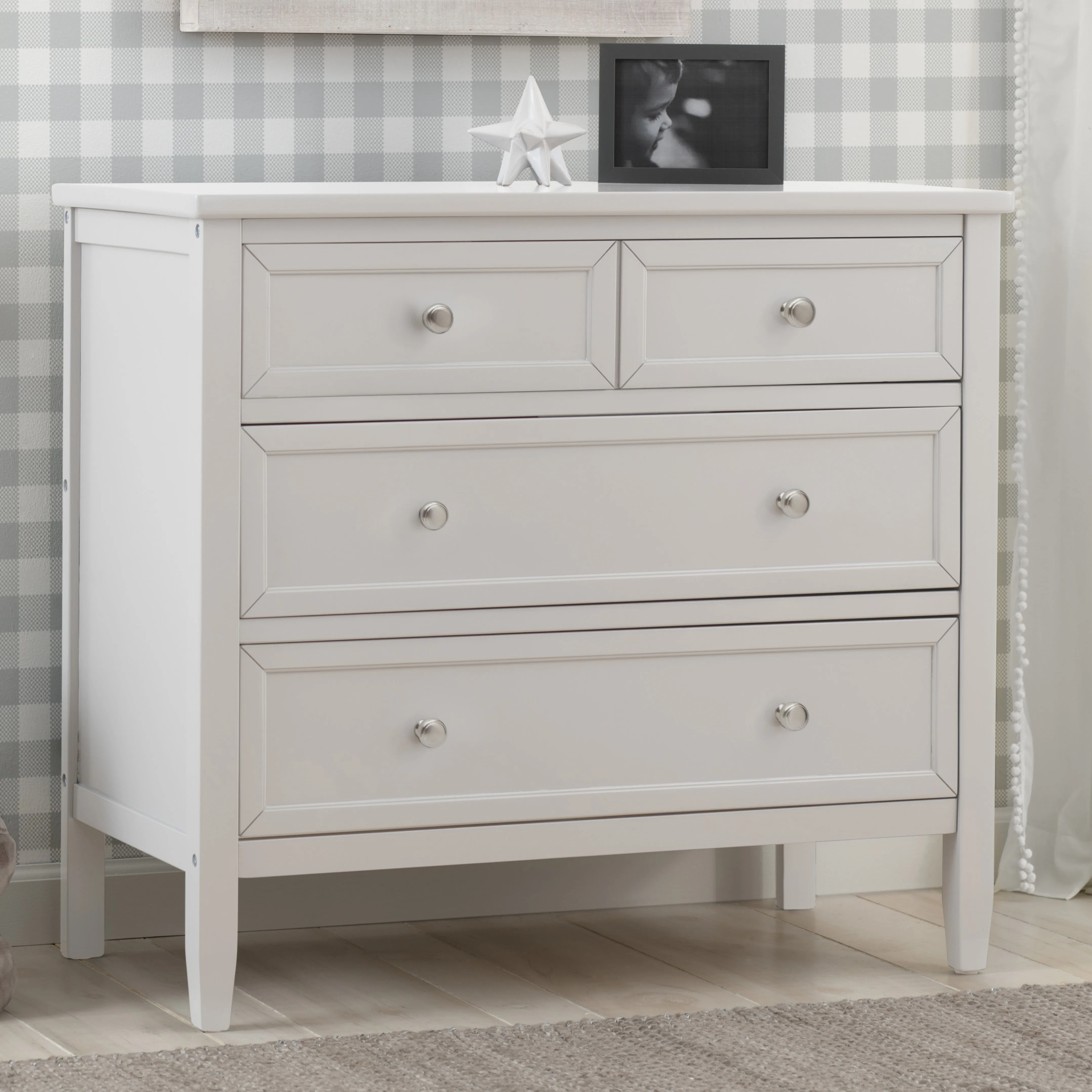 Epic 3 Drawer Dresser with Interlocking Drawers