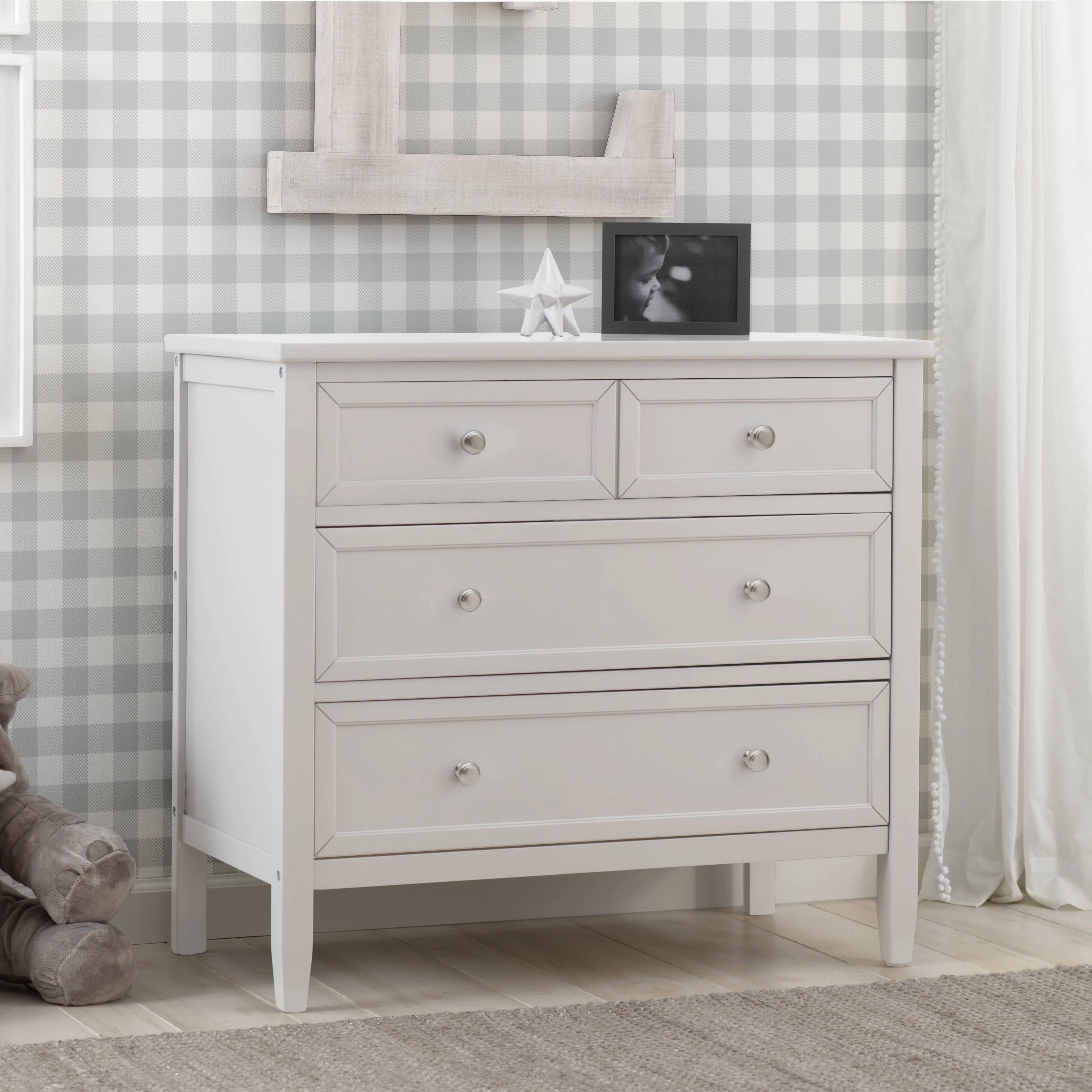 Epic 3 Drawer Dresser with Interlocking Drawers