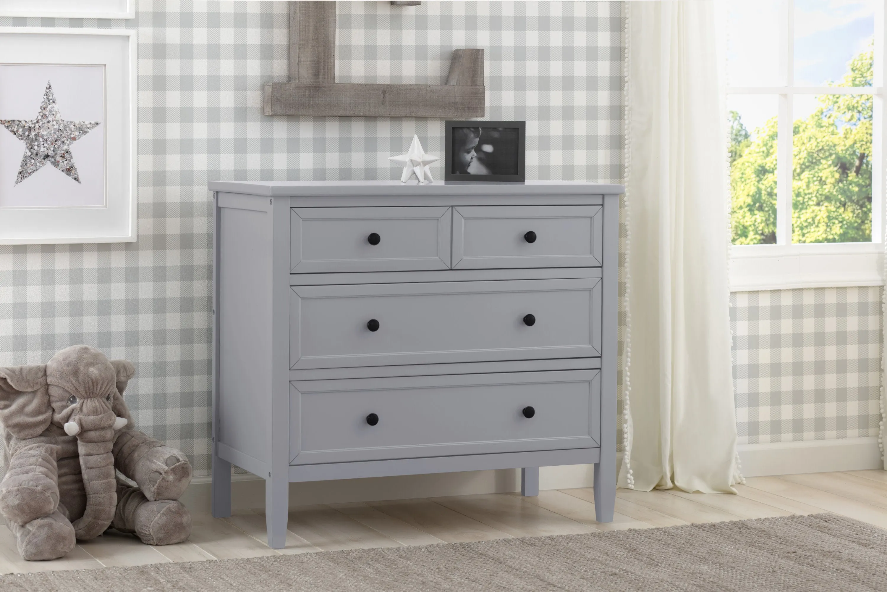 Epic 3 Drawer Dresser with Interlocking Drawers